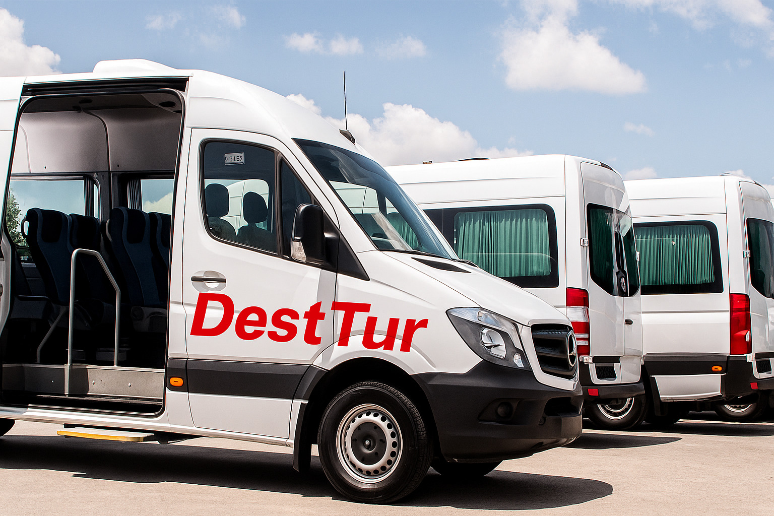 Desttur Turizm İstanbul'da personel ve öğrenci taşımacılığı yapıyor